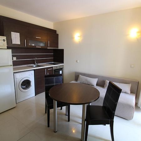 Menada Green Hills Apartments 소조폴 외부 사진
